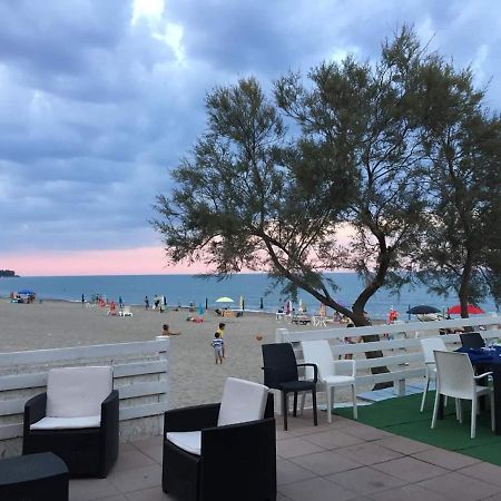 Un Posto Al Sole Bed & Breakfast Torretta  Exterior photo